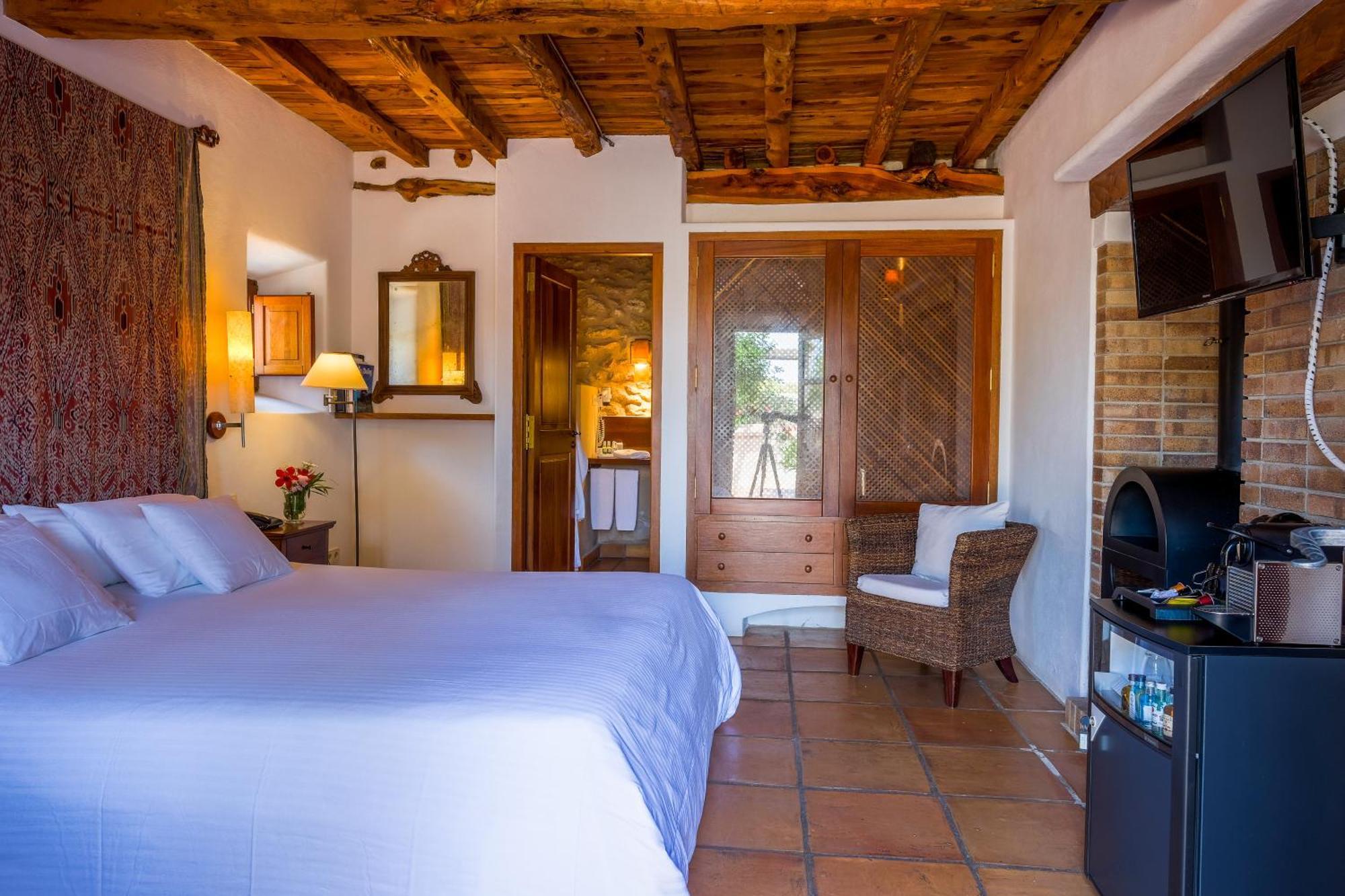 Can Lluc Boutique Hotel & Luxury Villas San Rafael De Sa Creu Dış mekan fotoğraf